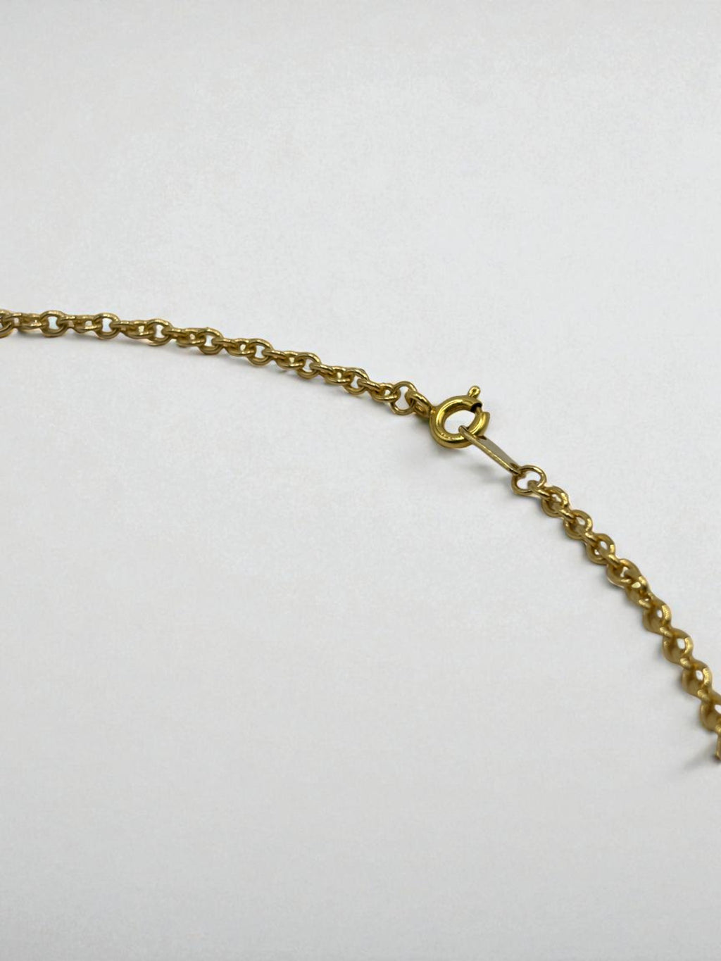 light-chain necklace