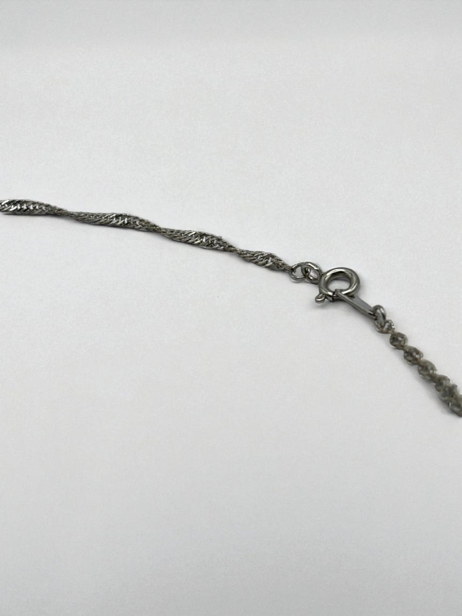 smaller-twist necklace