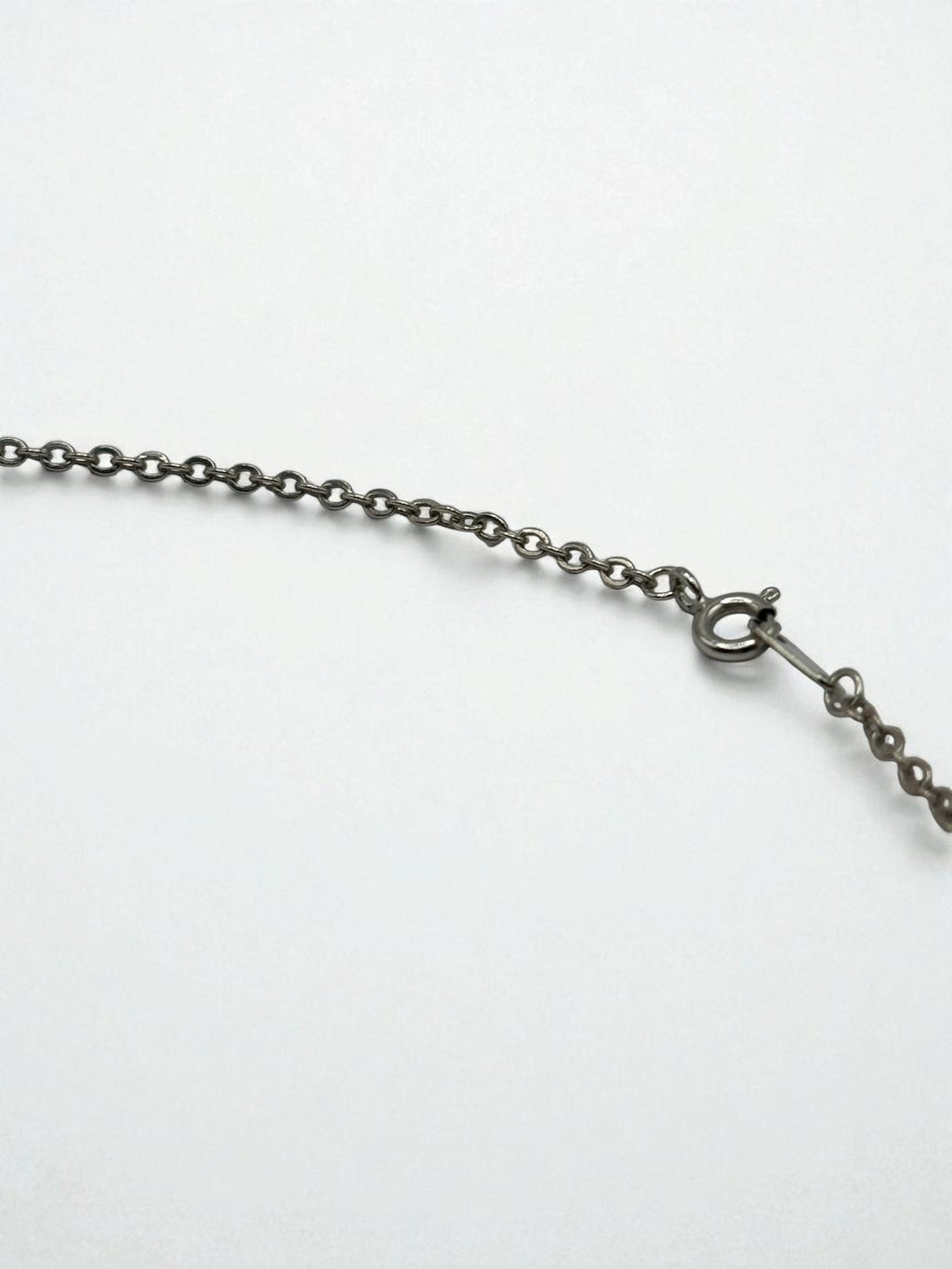 light-chain necklace