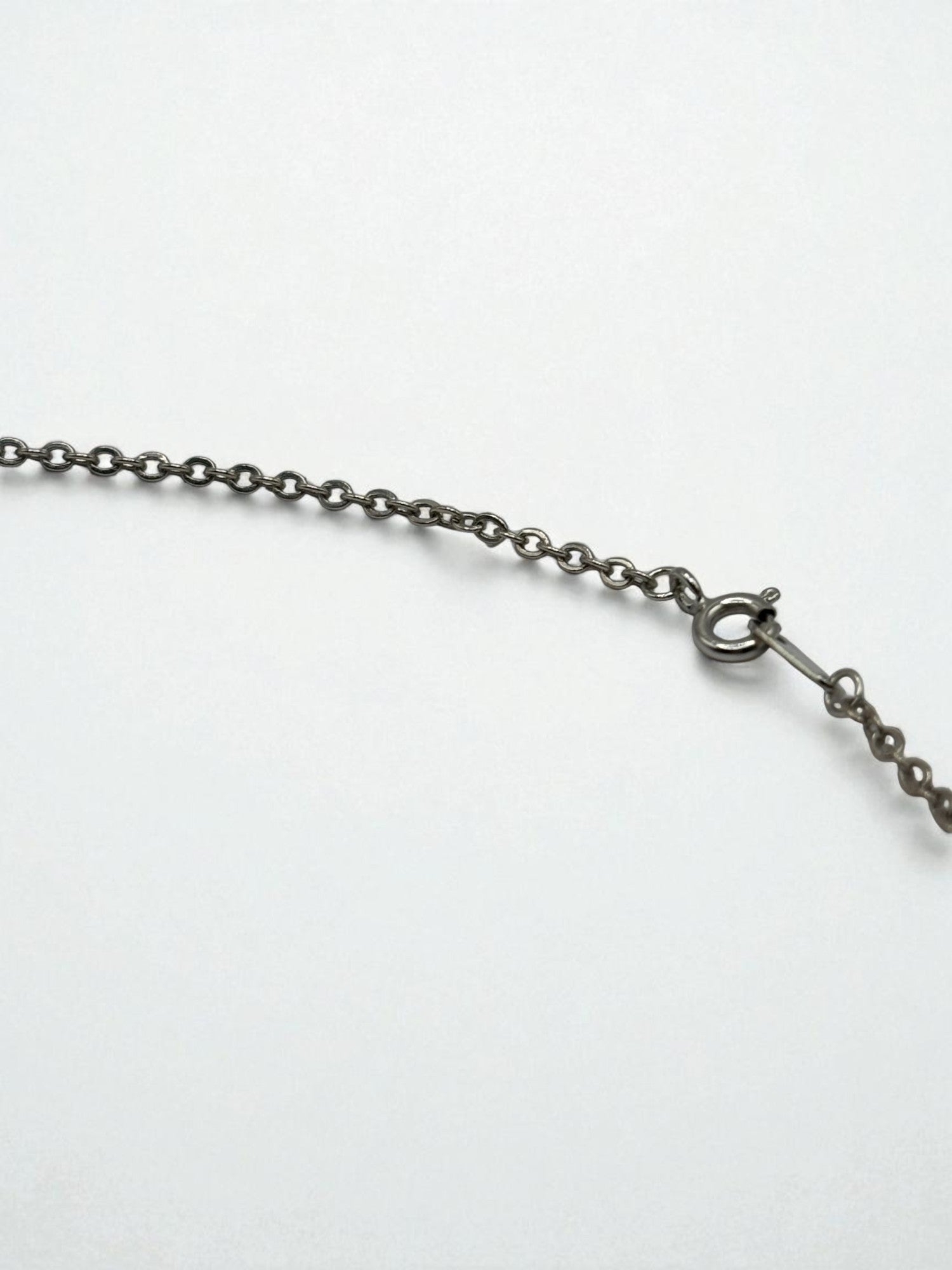 light-chain necklace