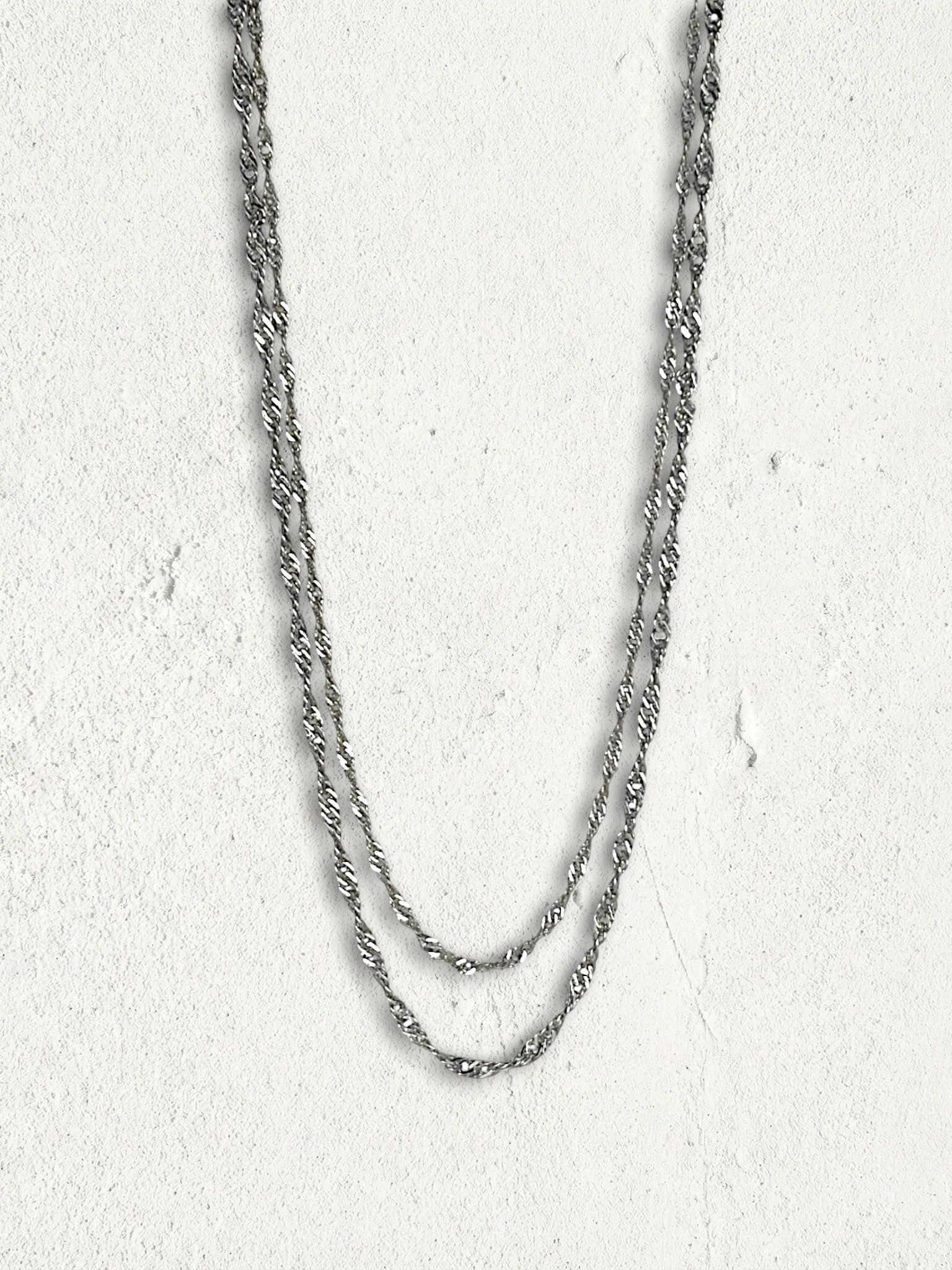 bigger-twist necklace